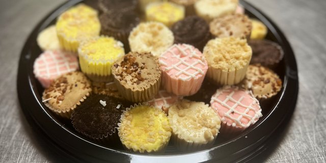 Dozen Mini Cheesecakes Tray
