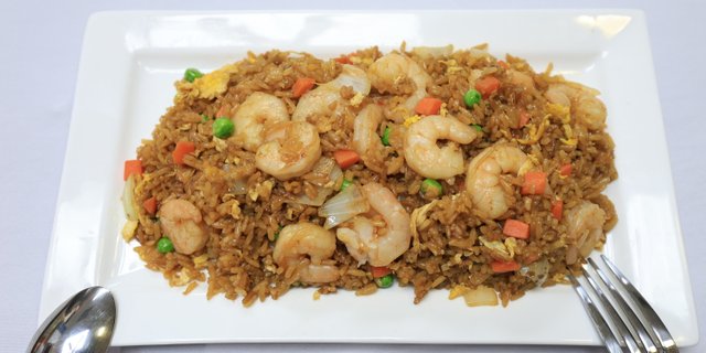 Shrimp Fried Rice (23oz)