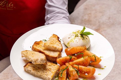 Burrata And Tomato Platter