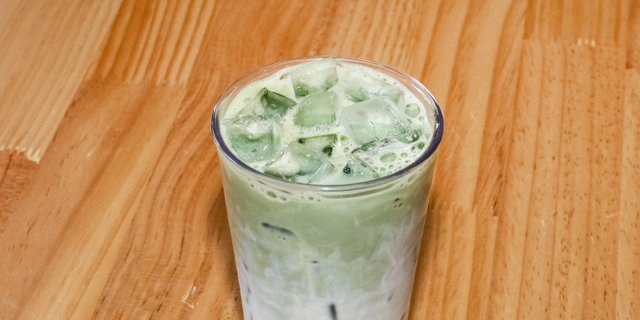 Tall-Boy Iced Matcha Latte