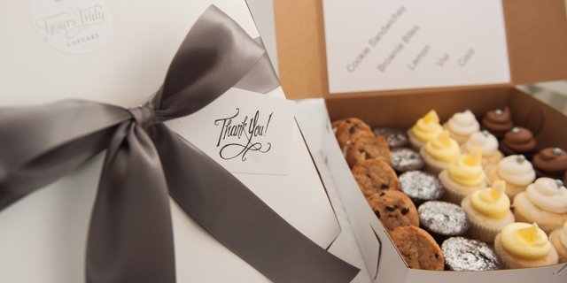 Standard-Size Thank You Cupcake Box