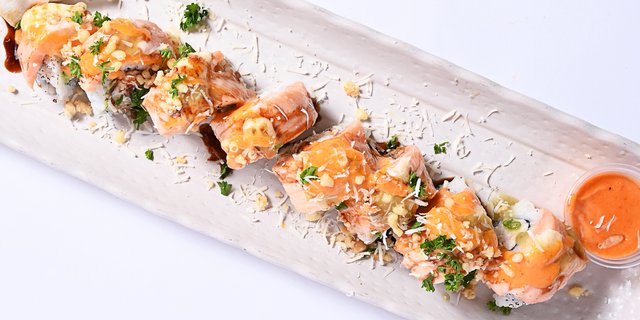 Baked Salmon Roll