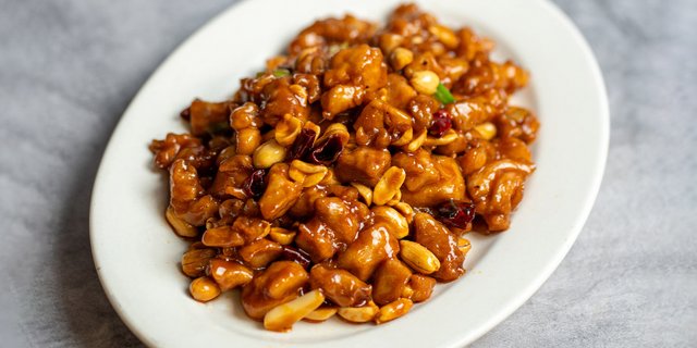 Famous Sichuan Kung Pao Chicken