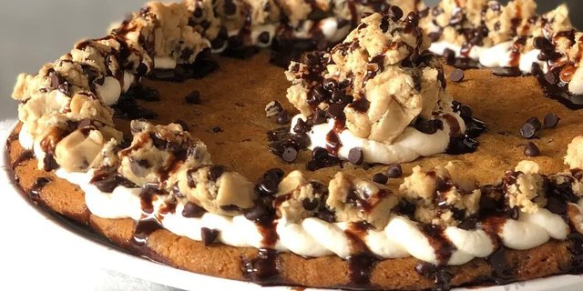 Cookie Cake