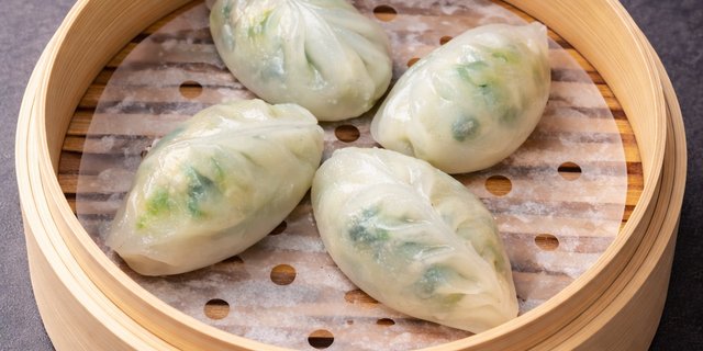 Steamed Shrimp w/ Pea Sprout Dumpling