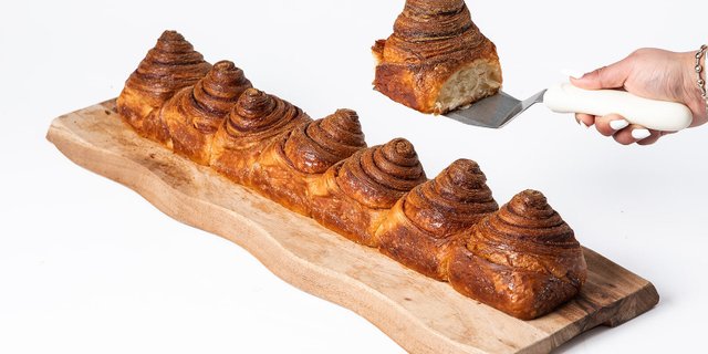 24" Cinnamon Babka