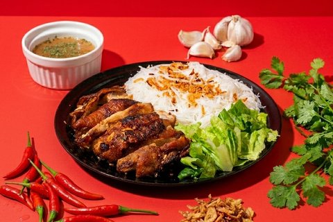 Charcoal-Grilled BBQ Chicken Noodles