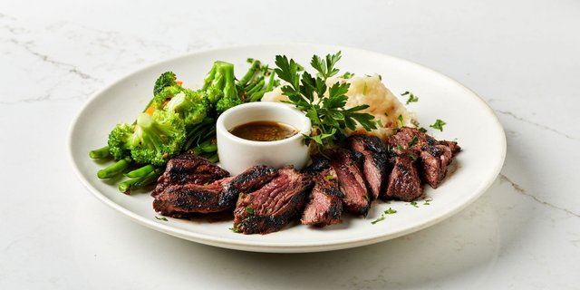 Black Angus Skirt Steak