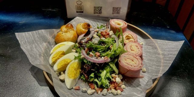 The Little Lola Salad