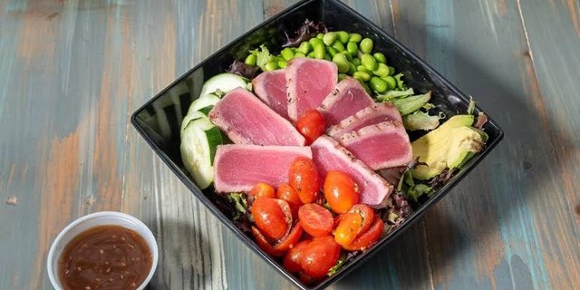 Seared Tuna Salad
