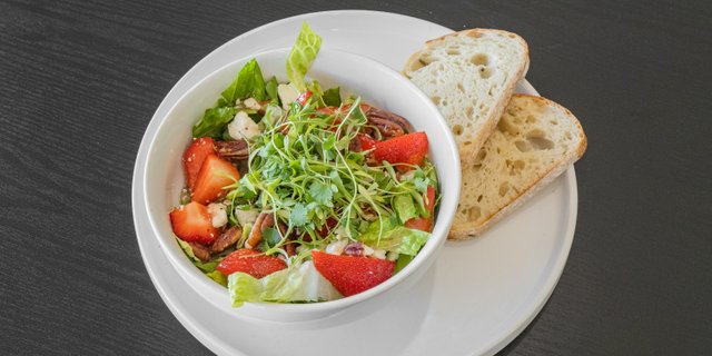 Strawberry Feta Salad