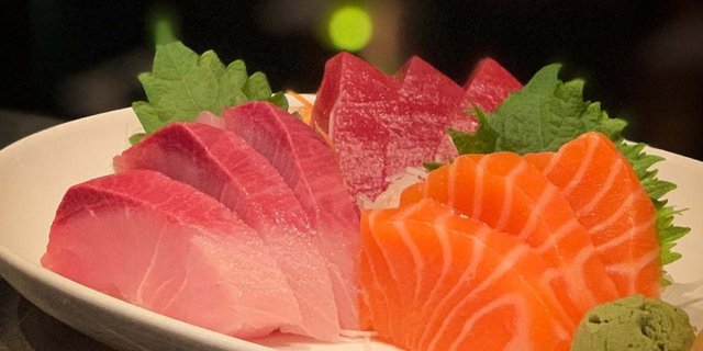 Premium Sashimi Platter