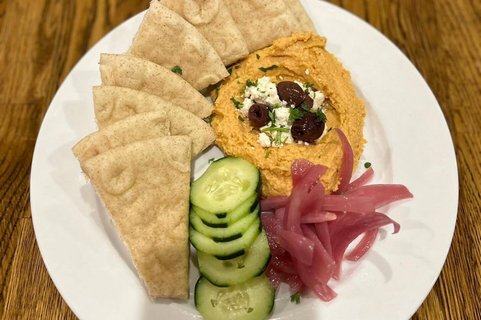 Hummus & Housemade Pita Bread