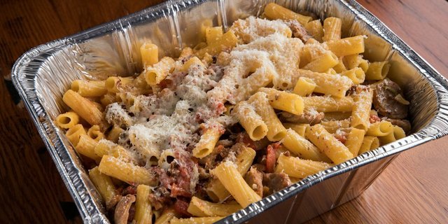 Rigatoni Bolognese