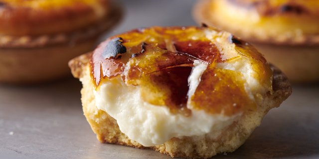 Crème Brûlée Cheese Tart