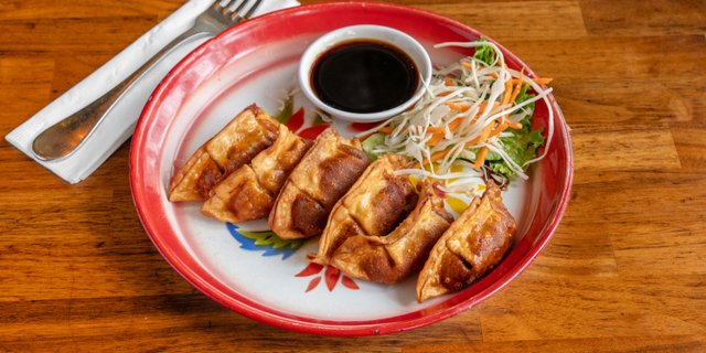 Chicken Pot Stickers Tray