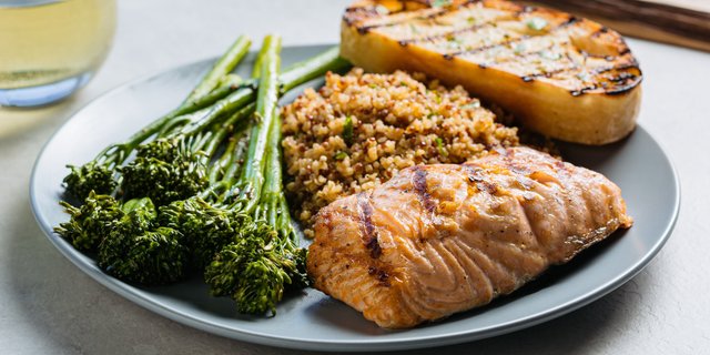 Grilled Sustainable Salmon Plate
