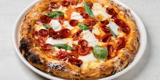 Proper Pepperoni Pizza
