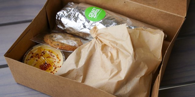 Falafel Pita Boxed Lunch