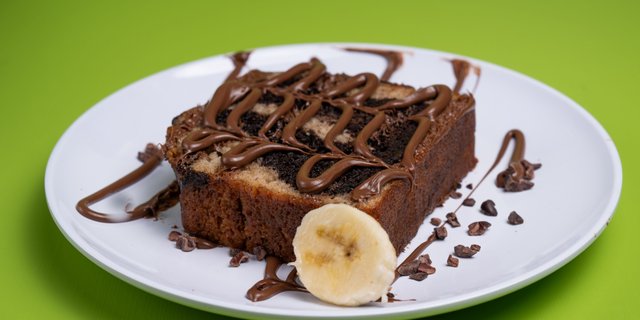Banana Chocolate Cake