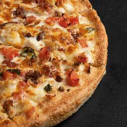 Alfredo Pomodoro Pizza