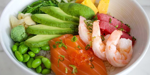 Combo Chirashi Sushi Rice Bowl