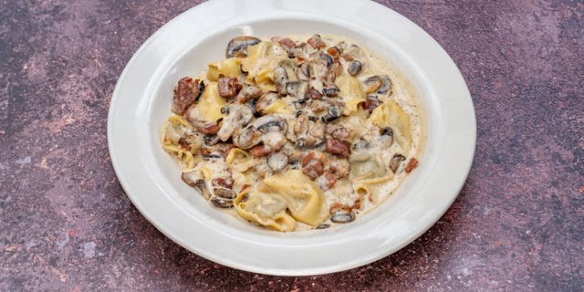 Tortellini alla Panna