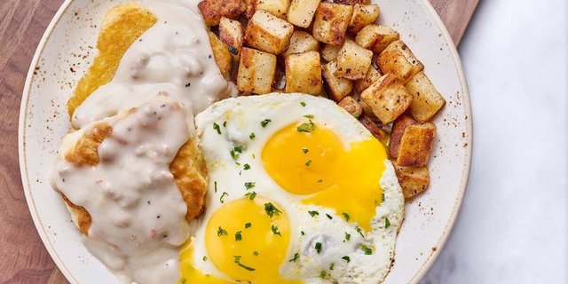 Biscuits & Turkey Sausage Gravy With Eggs