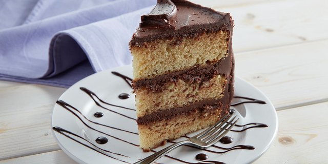 Old Fashioned Diner Cake Slice