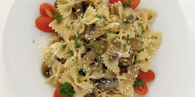 Farfalle al Funghi