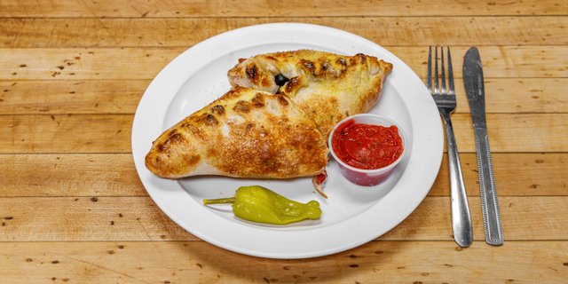 Traditional Calzone