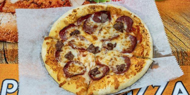 Build-Your-Own Solo Pizza