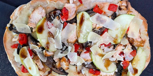 Pinsa Chicken Alla Claudia