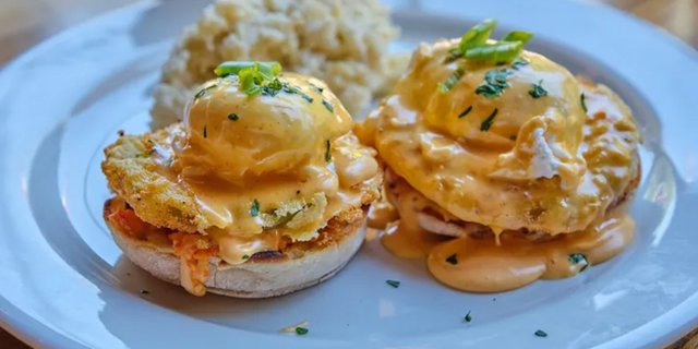 Fried Green Tomato Benedict