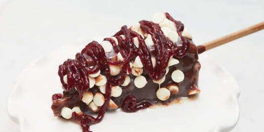 Raspberry Madness Cheesecake on a Stick