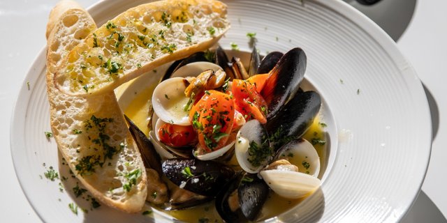 Cozze E Vongole Al Prosecco