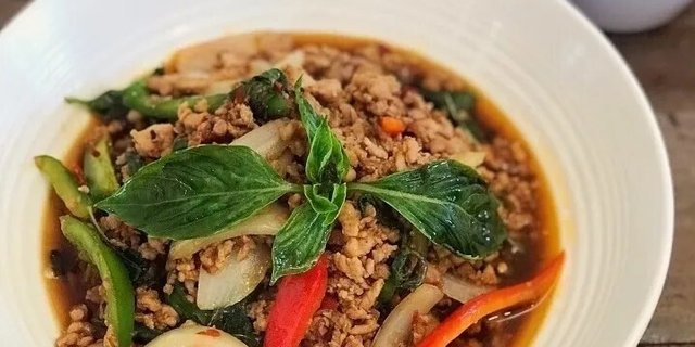 Gra Pow Chicken