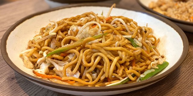 Lo Mein
