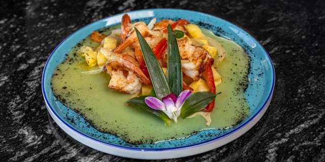 Camarones A La Piña