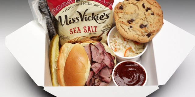 Deluxe Box Lunch