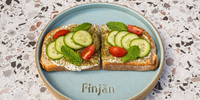 Labne Toast