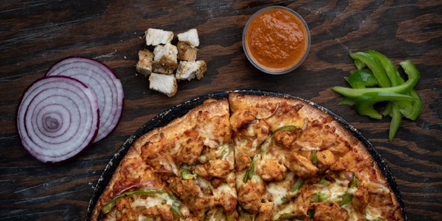 Chicken Tikka Pizza