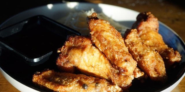 32-Piece Grandma’s Thai Chicken Wings