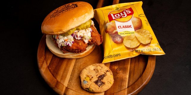 Classy Chicken Sandwich Box