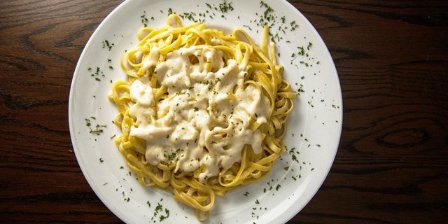 Chicken Fettuccine Alfredo