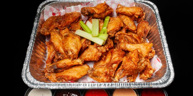 Large Bone-In Wings Platter