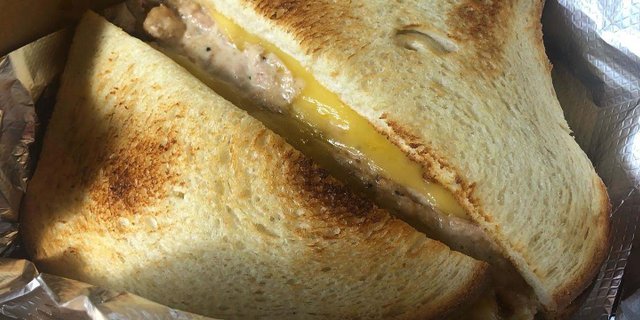 Tuna Sandwich