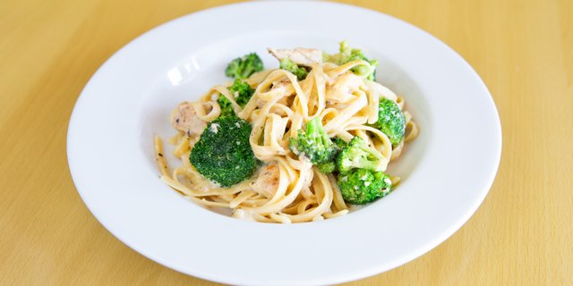 Fettuccine Alfredo
