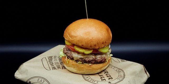 Village Elk Burger