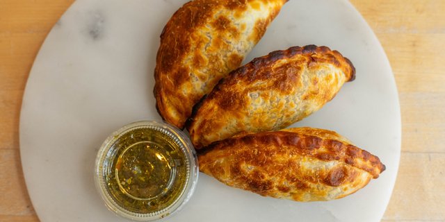 Three Empanada & Dessert Combo